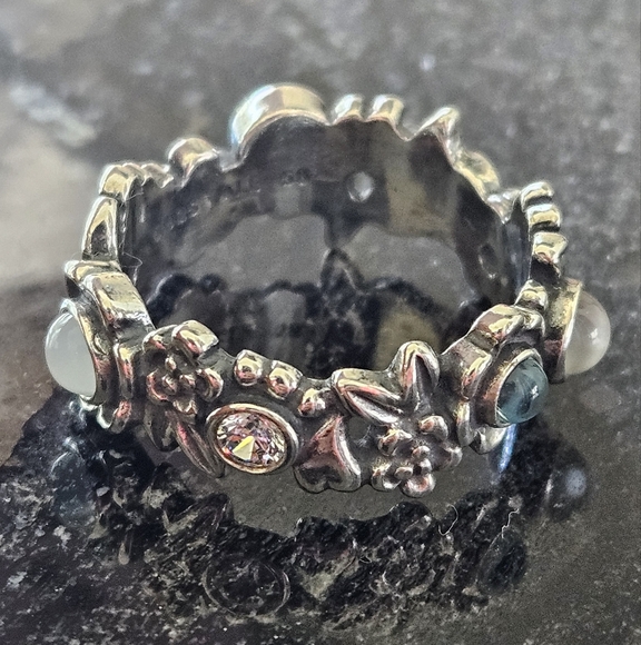 PANDORA Nature's Serenity Ring No. 190121 (Size 58 - 8 1/2 US) - Picture 1 of 5